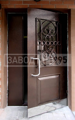 Входная дверь со стеклопакетом Входная дверь со стеклопакетом